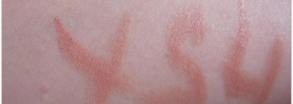 Известная и неоднозначная Rouge Volupte Yves Saint Laurent №02