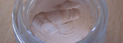 Моя первая база Smoothing And Fixing Eye Primer от Pupa