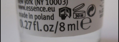 Сушка с проникающим эффектом Orly Sec'n Dry против Essence nail art express dry drops