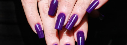 China Glaze Creative Fantasy - текстура "желе"