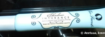 Too Faced Shadow Insurance - отличная база под тени