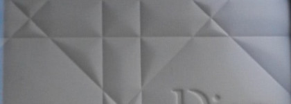 Dior Diorskin Poudre Compacte #001