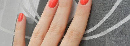 Orly mini Nail Varnish  "Hottie"