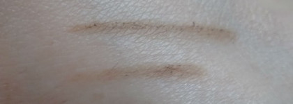 Yves Rocher Couleurs Nature Eyebrow Pencil 01-Blond - карандаш для бровей