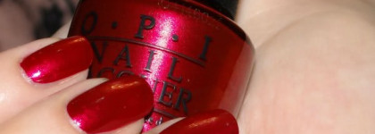 OPI Nail Polish "An Affair in Red Square",