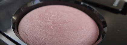 Chanel Joues Contraste powder blush 73 star dust, Holiday collection