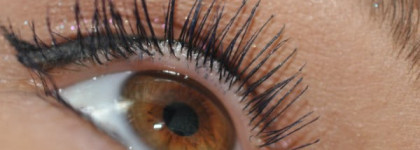 Любите цветную тушь? Sisley So intense mascara #3 deep blue & Chanel Inimitable waterproof mascara #37 lime light