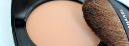 Chanel Les Beiges Healthy Glow Sheer Powder SPF 15, #30