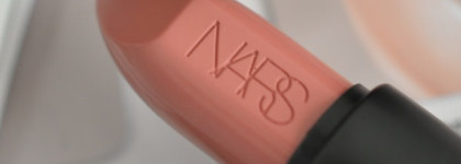 Помада Nars Audacious Lipstick оттенок -Raquel