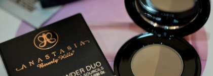 Пудра для бровей Anastasia Beverly Hills Brow Powder Duo в оттенке taupe