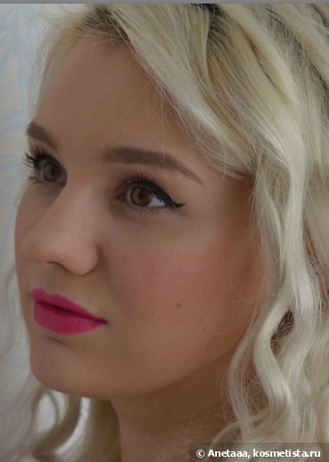 Hourglass Ambient Lighting Blush - Luminous Flush