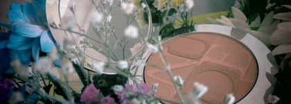 Лето пришло: сияющая оттеночная пудра Diorskin Nude Tan – Eclat 001 Aurore