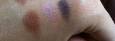 База под тени Sensitive Eye Shadow Base от Make up Factory