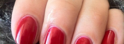 Идеальный красный для меня -Orly Candy Cane Lane