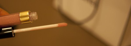 Рождество с Chanel Блеск для губ Levres Scintillantes Glossimer Allegorie #347