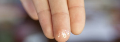 Рождество с Chanel Блеск для губ Levres Scintillantes Glossimer Allegorie #347