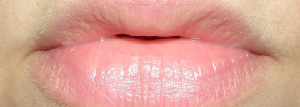 Estee Lauder Signature Lipstick #01 Pink Sand