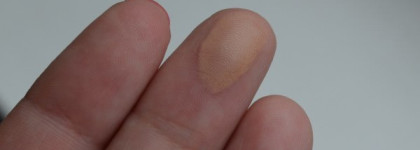 Clarins Ever Matte Shine Control Mineral Powder Compact #02 transparent medium