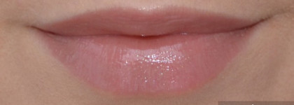 Немного Chanel (Joues Contraste 84 Accent; Rouge Coco Shine 73 Chic; Le Vernis 667 Bel-Argus)