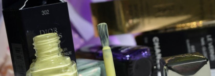 Весна'16 любимое лаковое: Dior Vernis #302 Garden; YSL #71 Peace Green; Chanel Le Vernis #683 Sunrise Trip