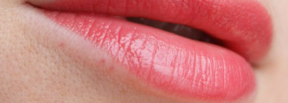 Помада Dolce & Gabbana Monica Voluptuous Lipstick #80 Only Monica