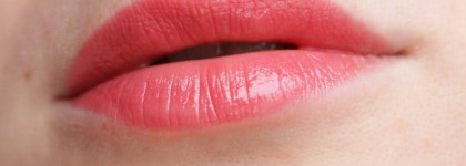 Помада Dolce & Gabbana Monica Voluptuous Lipstick #80 Only Monica