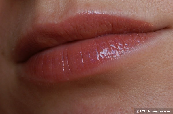 Стойкая помада-блеск YSL Rouge Pur Couture Vernis a Levres №101