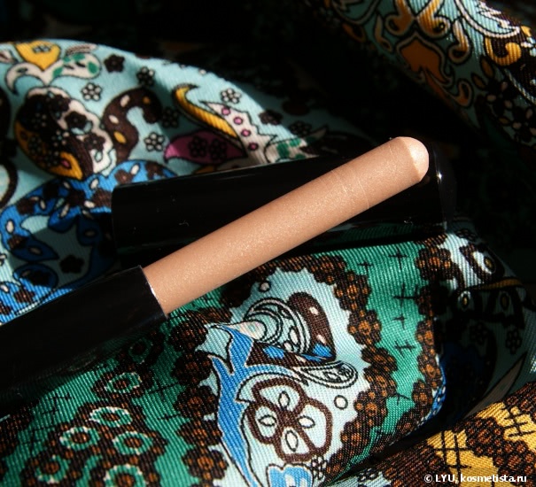 Стойкие кремовые тени-карандаш Lancome Ombre Hypnose Stylo #2 (Sable Enchante)