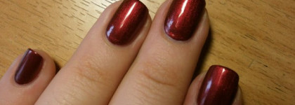 лак Zoya Isla (№495) и его помощники