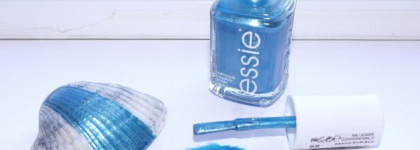 Essie 96 -  Beach bum blu