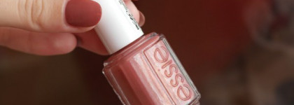 Essie 218A - All tied up
