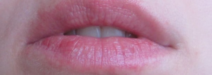 Разочарование в бальзаме от Шанель - Chanel Hydramax + Active Nutrition Baume Levres Lip Care