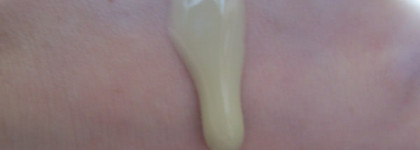 И отличник, и троешник Himalaya Herbals Отшелушивающая маска c миндалем и огурцом