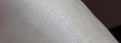 Блестим вместе с MAC Cream colour base в оттенке Shell