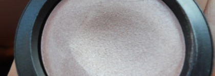 Блестим вместе с MAC Cream colour base в оттенке Shell