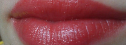 Случайное приобретение от Oriflame, Triple Core Lipstick оттенок  Love red