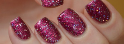 Два новогодних безумца и еловая веточка