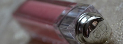 Clarins Eclat Minute Instant Light Natural Lip Perfector #04, Dior Addict Ultra Gloss Glow #247