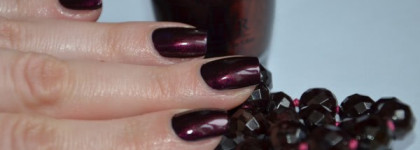 OPI NL G18 Every Day Is Oktoberfest, OPI NL G19 Germanicure