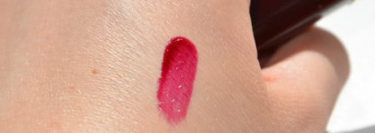Chanel Levres Scintillantes Brilliant Extreme Glossimer #176 Crushed Cherry - блесковая звезда коллекции Revelation De Chanel