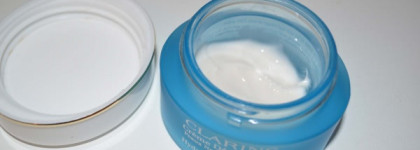 Увлажняем личико с Clarins