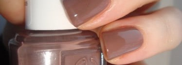 Ароматная чашка какао или лак Essie Hot Coco# 735