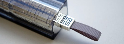 Givenchy Rouge Interdit Shine 28 Delicate Brown