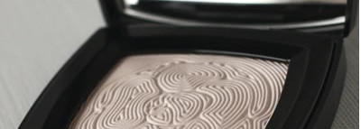 Chanel Illumination Powder Jardin de Camelias