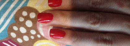 Мои лаки CND Vinylux оттенки masquerade #130  и  wildfire#158