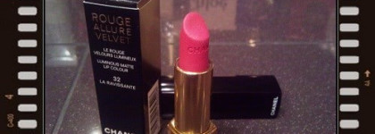 Chanel Rouge Allure Velvet #32 - а вельвет ли? Я бы сказала сатин