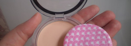 Моя "Лучшая подруга" матирующая пудра Veryme # 20531.1 оттенок light  (Oriflame)