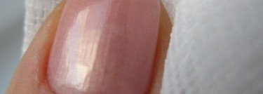 Непонятый мной Essence Nude Glam 02-iced strawberry cream