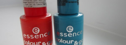 Двухцветный маникюр с лаками Essence colour&go №46 wake up! и № 55 let`s get lost