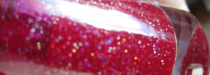 Искристая малина от Maybelline NY Colorama №54